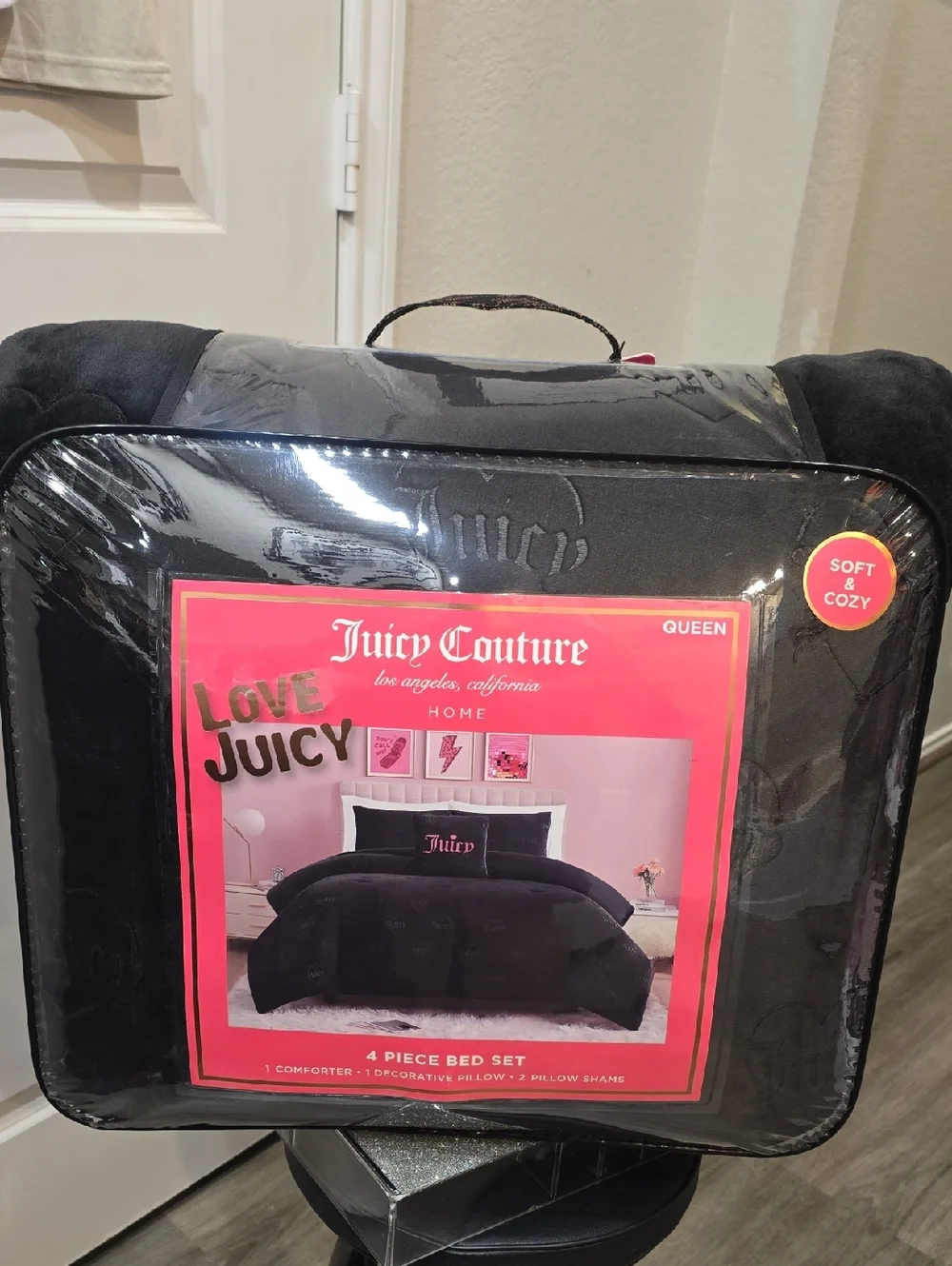 Juicy Couture Home Juicy Heart Logo Embrodried Plush Queen Comforter Set